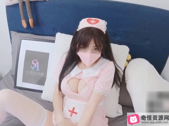 粉嫩小护士00后的小可爱有趣护士装吃鸡游戏视频（1v+567M）